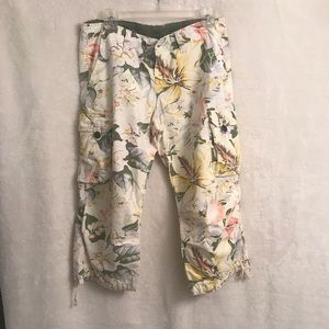 Lucky Brand mid calf cropped cargo pants